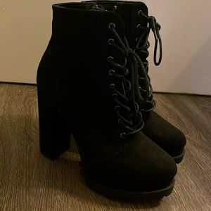Black heeled boots!